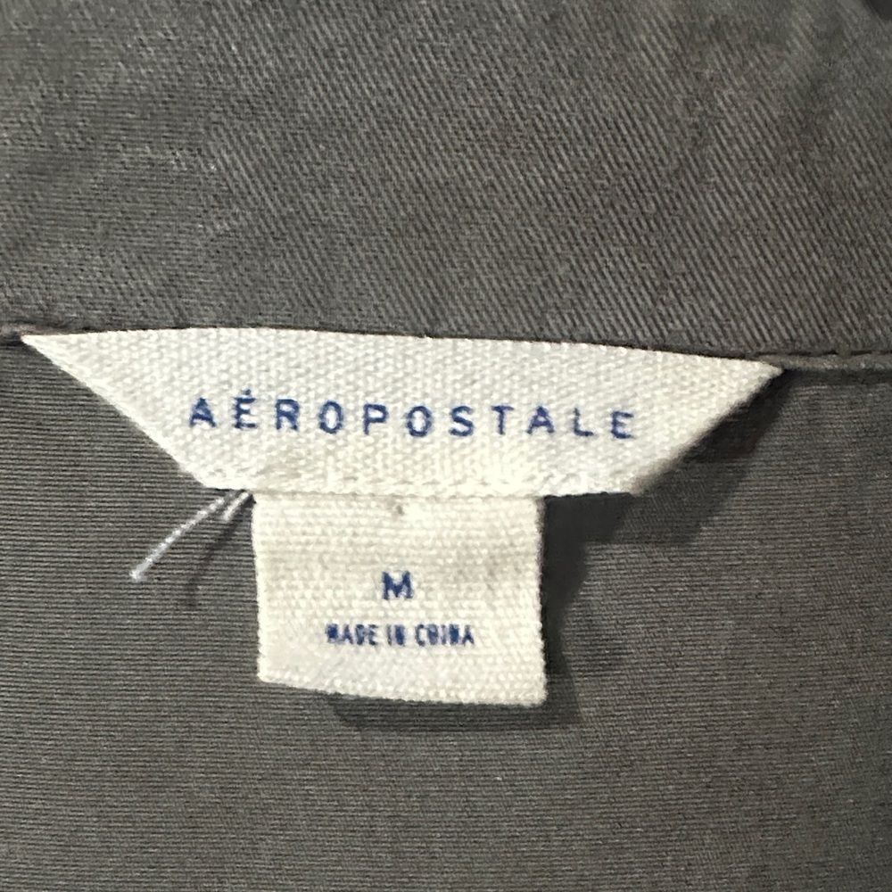 Aeropostale Green Button-Down Shirt - Picture 3 of 6